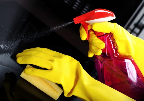 Bathroom limescale and surface cleaning for end of tenancy